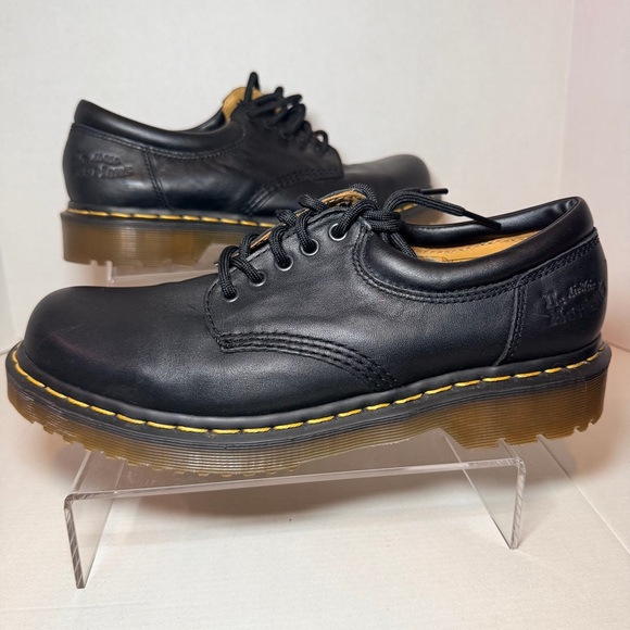 Dr. Martens AirWave Black Leather Oxfords 10905 - Picture 1 of 6